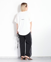 シンプルバックロゴタックTee