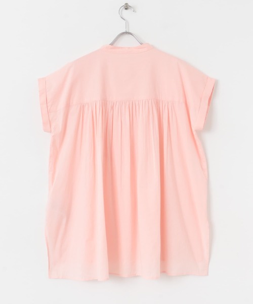 URBAN RESEARCH Sonny Label(アーバンリサーチサニーレーベル)の「エアリーコットンピンタックドレスシャツ(シャツ/ブラウス・レディース・ブラック/ライトピンク/オフホワイト/ブルー系その他・FREE)」の11枚目の写真