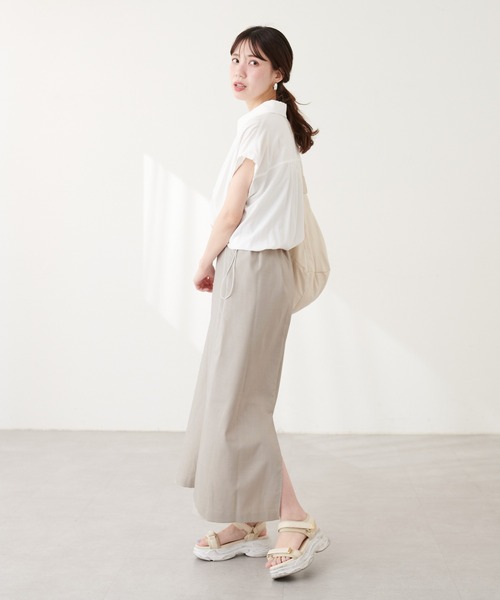 natural couture（ナチュラルクチュール）の「ドロストショートシャツ×キャミワンピース（ワンピース・レディース・ピンク/オフホワイト/チャコールグレー/サックスブルー・FREE）」の18枚目の写真