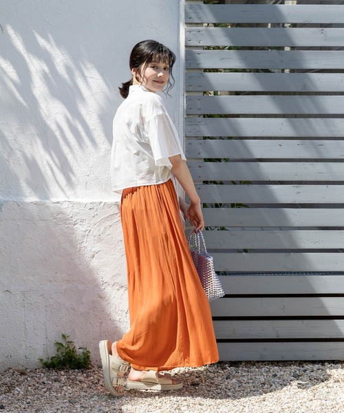 niko and...(ニコアンド)の「コットンシャーリングリボンシャツ(シャツ/ブラウス・レディース・オフホワイト/ブラック/イエロー/ブルー・SHORT/LONG)」の7枚目の写真