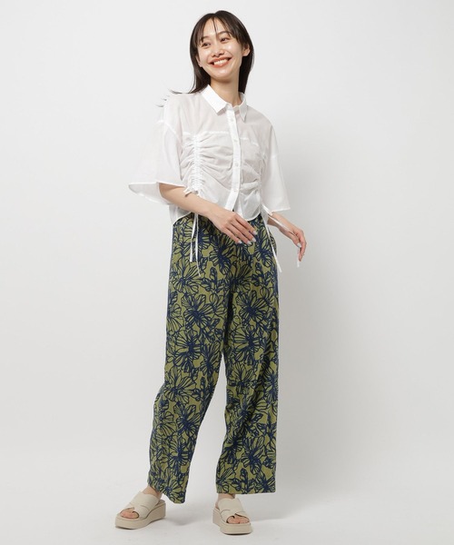 niko and...(ニコアンド)の「コットンシャーリングリボンシャツ(シャツ/ブラウス・レディース・オフホワイト/ブラック/イエロー/ブルー・SHORT/LONG)」の13枚目の写真