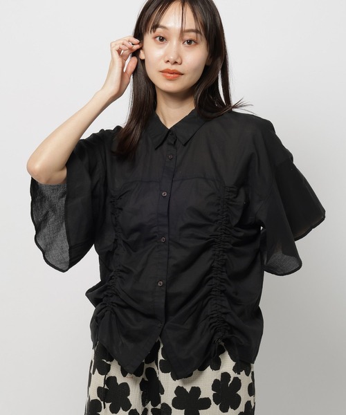 niko and...(ニコアンド)の「コットンシャーリングリボンシャツ(シャツ/ブラウス・レディース・オフホワイト/ブラック/イエロー/ブルー・SHORT/LONG)」の18枚目の写真