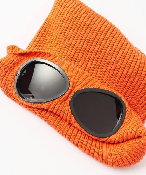 C.P. COMPANY（シーピーカンパニー）の「C.P. Company / シー ピー カンパニー COTTON GOGGLE BEANIE 16CMAC016A（ニットキャップ/ビーニー・メンズ・オレンジ・FREE）」の2枚目の写真