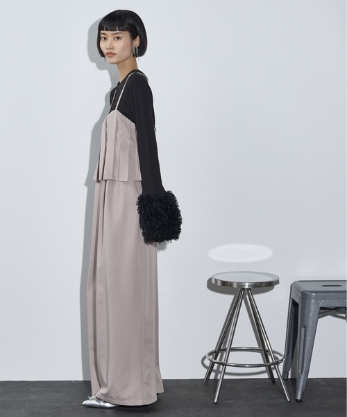 THE YOn（ザヨン）の「プリーツデザインTRキャミサロペット（サロペット/オーバーオール・レディース・グレー/グレイッシュベージュ/ブラック・FREE）」の14枚目の写真