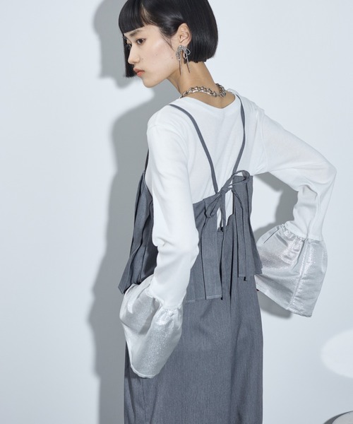 THE YOn（ザヨン）の「プリーツデザインTRキャミサロペット（サロペット/オーバーオール・レディース・グレー/グレイッシュベージュ/ブラック・FREE）」の11枚目の写真