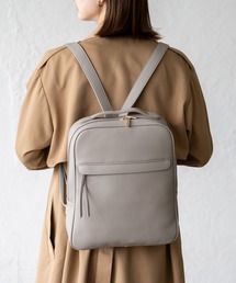 VitaFelice（ヴィータフェリーチェ）の「スクエアリュックサック（バックパック/リュック）」