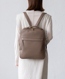 VitaFelice（ヴィータフェリーチェ）の「スクエアリュックサック（バックパック/リュック）」