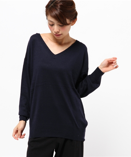 UNRELISH（アンレリッシュ）の「ゆるVネックニット（ニット/セーター・レディース・グリーン/ボルドー/ホワイト/グレー/ネイビー・MEDIUM）」の4枚目の写真