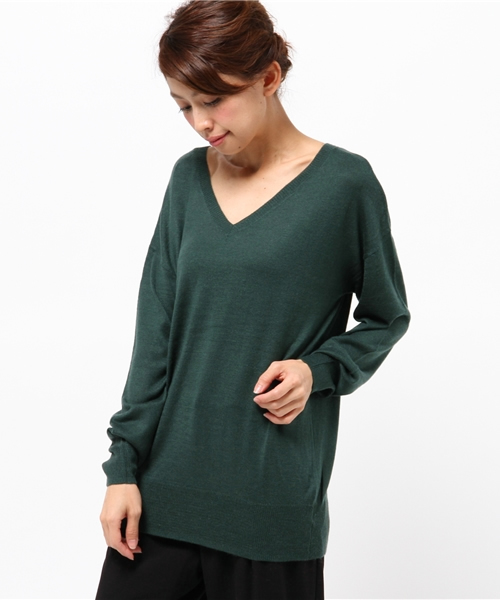 UNRELISH（アンレリッシュ）の「ゆるVネックニット（ニット/セーター・レディース・グリーン/ボルドー/ホワイト/グレー/ネイビー・MEDIUM）」の3枚目の写真