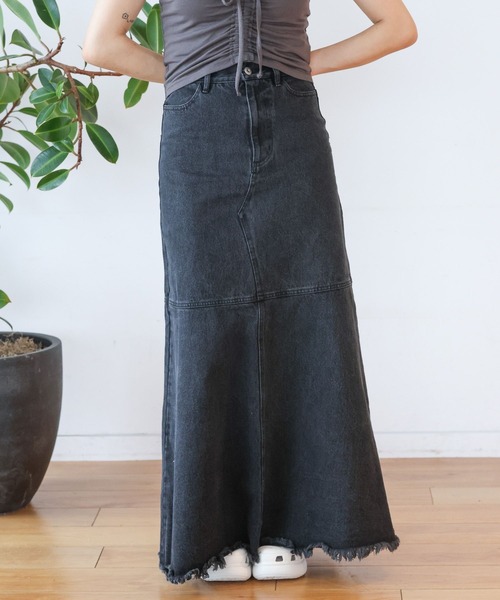 3.3 Field Trip （3.3フィールドトリップ）の「3.3 Field Trip／フリンジデニムロングスカート（デニムスカート・レディース・ブラック/ライトブルー・MEDIUM/SMALL）」の7枚目の写真