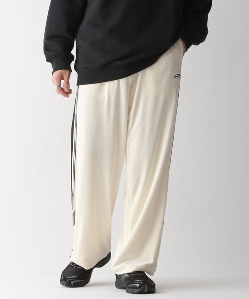 RAGEBLUE(レイジブルー)の「サイドライン/ベロアワイドストレートトラックパンツ【セットアップ可】(スウェットパンツ・メンズ・ネイビー/ワインレッド/オフホワイト/ブラック・MEDIUM/LARGE)」の7枚目の写真