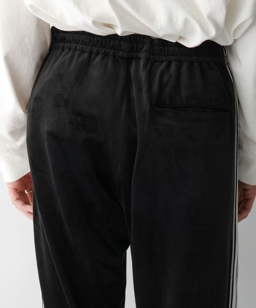 RAGEBLUE(レイジブルー)の「サイドライン/ベロアワイドストレートトラックパンツ【セットアップ可】(スウェットパンツ・メンズ・ネイビー/ワインレッド/オフホワイト/ブラック・MEDIUM/LARGE)」の17枚目の写真