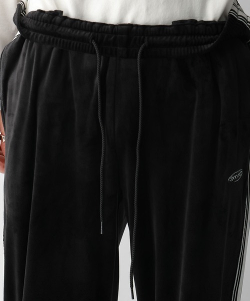 RAGEBLUE(レイジブルー)の「サイドライン/ベロアワイドストレートトラックパンツ【セットアップ可】(スウェットパンツ・メンズ・ネイビー/ワインレッド/オフホワイト/ブラック・MEDIUM/LARGE)」の12枚目の写真