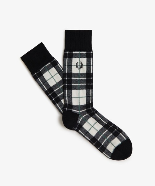 FRED PERRY（フレッドペリー）の「Tartan Socks／タータンチェックソックス（ソックス/靴下・メンズ・ネイビー/モスグリーン/ダークグリーン/マルーン/オフホワイト/イエロー/ブラウン/グリーン/レッド・6-8/4/6）」の2枚目の写真