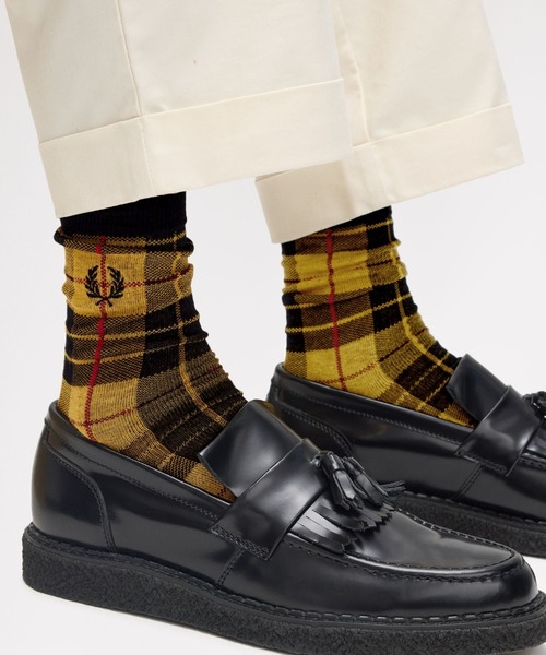 FRED PERRY（フレッドペリー）の「Tartan Socks／タータンチェックソックス（ソックス/靴下・メンズ・ネイビー/モスグリーン/ダークグリーン/マルーン/オフホワイト/イエロー/ブラウン/グリーン/レッド・6-8/4/6）」の8枚目の写真