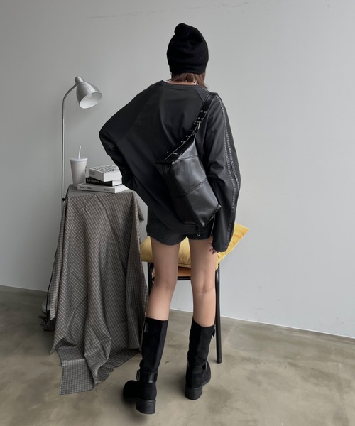 SHAGGIE（シャギー）の「サテンラインヴィンテージウォッシュ加工ロングTEEシャツ（Tシャツ/カットソー・レディース・チャコールグレー/ボルドー/ベージュ・FREE）」の12枚目の写真