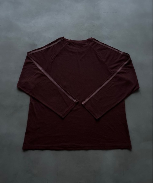 SHAGGIE（シャギー）の「サテンラインヴィンテージウォッシュ加工ロングTEEシャツ（Tシャツ/カットソー・レディース・チャコールグレー/ボルドー/ベージュ・FREE）」の5枚目の写真