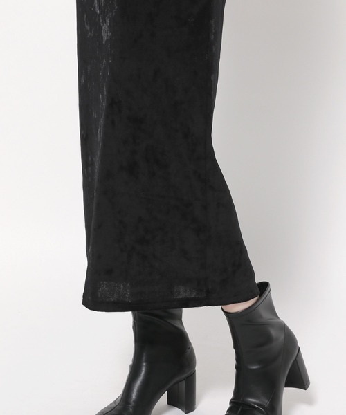 LOWRYS FARM（ローリーズファーム）の「タイトベロアキャミワンピース　143083（ワンピース・レディース・チャコールグレー/ブラウン/ブラック・FREE）」の11枚目の写真