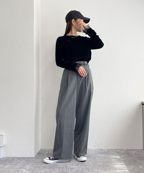 fredy emue（フレディエミュ）の「フロッキー袖チュールプルオーバー（Tシャツ/カットソー・レディース・アイボリー/チャコールグレー/ブラック・38）」の5枚目の写真