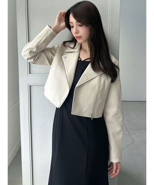 RESEXXY（リゼクシー）の「フェイクレザーライダースジャケット（ライダースジャケット・レディース・ブラック/アイボリー・SMALL/MEDIUM）」の18枚目の写真