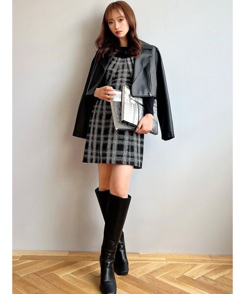 RESEXXY（リゼクシー）の「フェイクレザーライダースジャケット（ライダースジャケット・レディース・ブラック/アイボリー・SMALL/MEDIUM）」の6枚目の写真