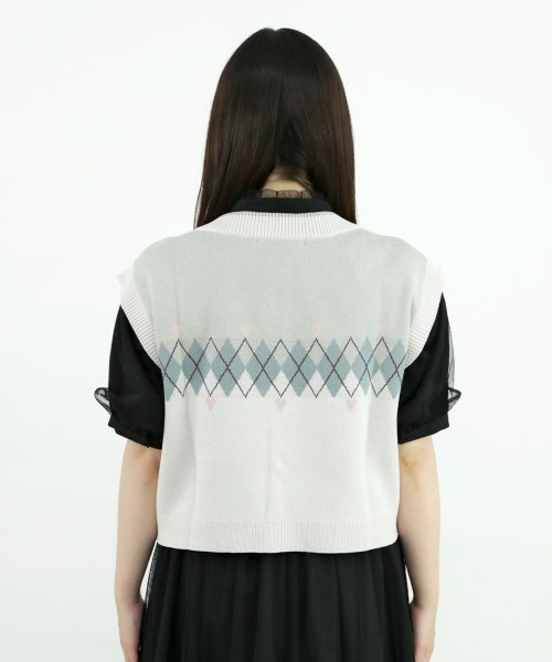 F i.n.t（フィント）の「アーガイル柄ハートニットベスト/fint（ベスト・レディース・レッド/ミント・FREE）」の15枚目の写真