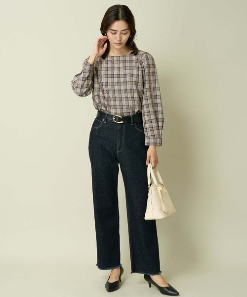 a.v.v(アーヴェヴェ)の「【WEB限定】チェックタックスリーブブラウス(シャツ/ブラウス・レディース・ネイビー/ベージュ・36/34/38/42/40)」の10枚目の写真