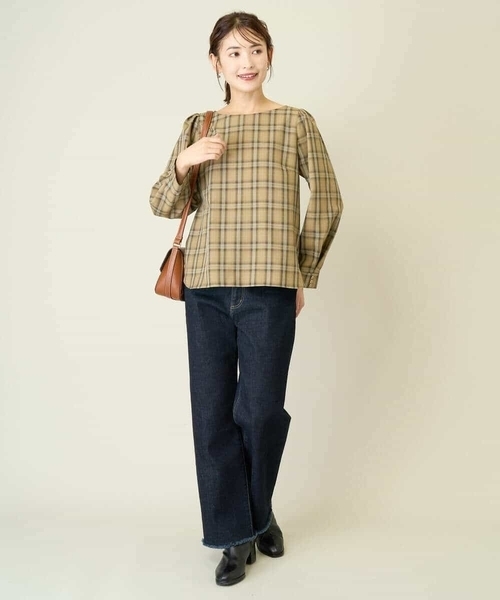 a.v.v(アーヴェヴェ)の「【WEB限定】チェックタックスリーブブラウス(シャツ/ブラウス・レディース・ネイビー/ベージュ・36/34/38/42/40)」の16枚目の写真