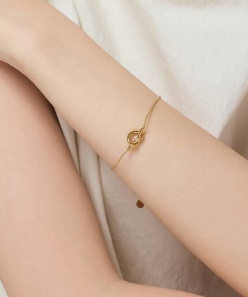 ciite' surgical stainless(シーテサージカルステンレス)の「【 金属アレルギー対応 】 ノットブレスレット サージカルステンレス(ブレスレット・レディース・ゴールド/シルバー/ピンクゴールド・FREE)」の5枚目の写真