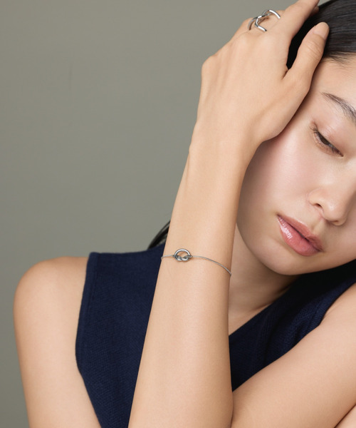 ciite' surgical stainless(シーテサージカルステンレス)の「【 金属アレルギー対応 】 ノットブレスレット サージカルステンレス(ブレスレット・レディース・ゴールド/シルバー/ピンクゴールド・FREE)」の9枚目の写真