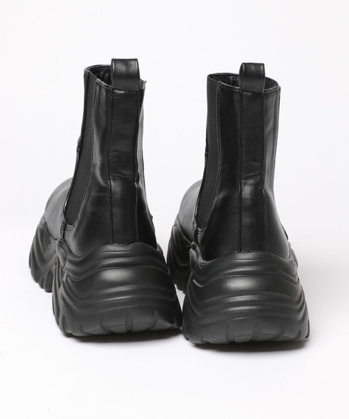FOREVER 21（フォーエバー トゥエンティーワン）の「【2024FW】2WAYカバーサイドゴアブーツ（ブーツ・レディース・ブラック・LARGE/MEDIUM/X-LARGE）」の7枚目の写真