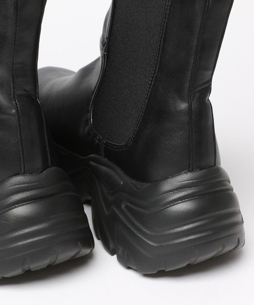 FOREVER 21（フォーエバー トゥエンティーワン）の「【2024FW】2WAYカバーサイドゴアブーツ（ブーツ・レディース・ブラック・LARGE/MEDIUM/X-LARGE）」の12枚目の写真