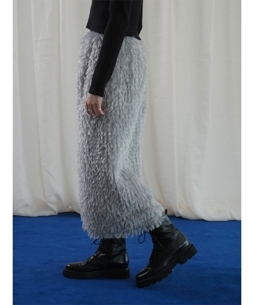 :ETHROF(イーサオブ)の「GLITTER FEATHER SKIRT(スカート・レディース・ブラック/グレー/ブルー・MEDIUM)」の4枚目の写真