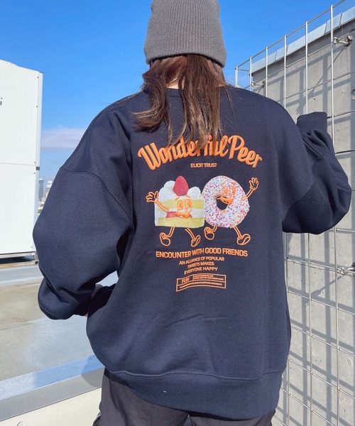 AS KNOW AS plus(アズノゥアズプラス)の「◇おやつフォトビッグサイズスウェットプルオーバー(スウェット・レディース・キナリ/スミクロ/オートミール/サックスブルー/ホワイト系/ブラック系/アイボリー系/ネイビー系/ホワイト系1/ブラック系1/アイボリー系1・FREE)」の11枚目の写真