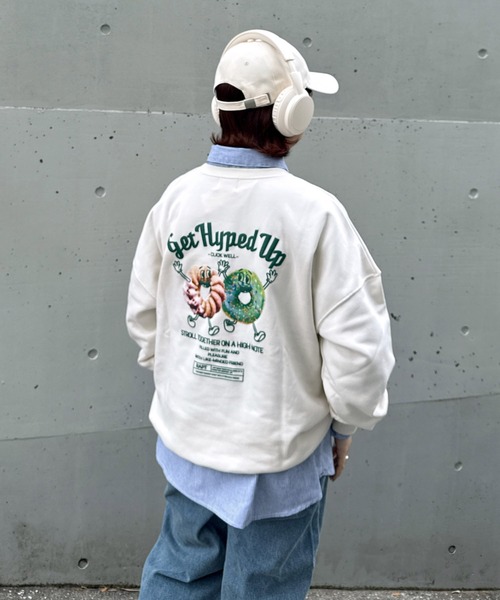 AS KNOW AS plus(アズノゥアズプラス)の「◇おやつフォトビッグサイズスウェットプルオーバー(スウェット・レディース・キナリ/スミクロ/オートミール/サックスブルー/ホワイト系/ブラック系/アイボリー系/ネイビー系/ホワイト系1/ブラック系1/アイボリー系1・FREE)」の13枚目の写真