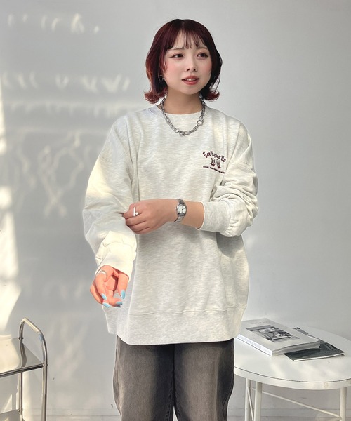 AS KNOW AS plus(アズノゥアズプラス)の「◇おやつフォトビッグサイズスウェットプルオーバー(スウェット・レディース・キナリ/スミクロ/オートミール/サックスブルー/ホワイト系/ブラック系/アイボリー系/ネイビー系/ホワイト系1/ブラック系1/アイボリー系1・FREE)」の19枚目の写真