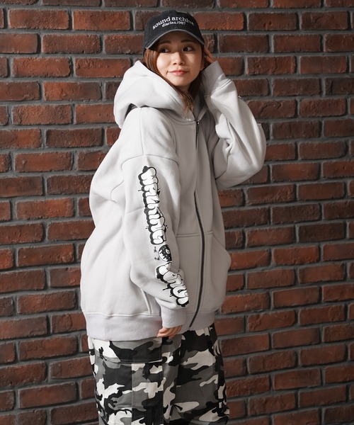 1111clothing(ワンフォークロージング)の「ドーナツモチーフ 裏起毛 ジップパーカー / Heavyweight Lined Zip Hoodie(パーカー・メンズ・インディゴブルー/ブラック/グレー系・M/L/LL)」の18枚目の写真