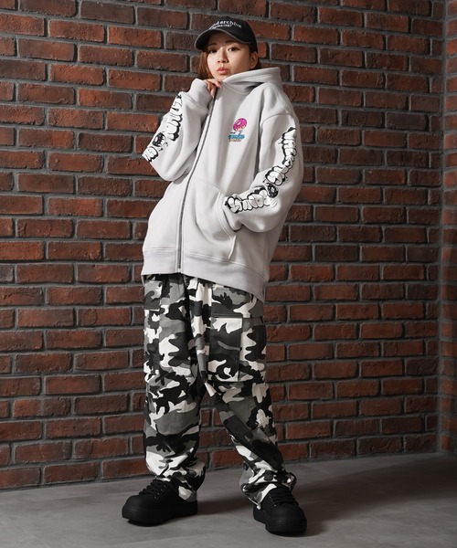 1111clothing(ワンフォークロージング)の「ドーナツモチーフ 裏起毛 ジップパーカー / Heavyweight Lined Zip Hoodie(パーカー・メンズ・インディゴブルー/ブラック/グレー系・M/L/LL)」の19枚目の写真