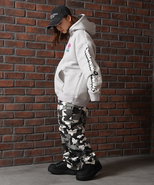 1111clothing(ワンフォークロージング)の「ドーナツモチーフ 裏起毛 ジップパーカー / Heavyweight Lined Zip Hoodie(パーカー・メンズ・インディゴブルー/ブラック/グレー系・M/L/LL)」の21枚目の写真