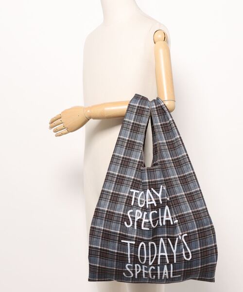 TODAY'S SPECIAL（トゥデイズスペシャル）の「【数量限定】【TODAY'S SPECIAL】チェックマルシェバッグ M/361327（エコバッグ/サブバッグ・レディース・ベージュ系その他/ブルー系その他・MEDIUM）」の6枚目の写真