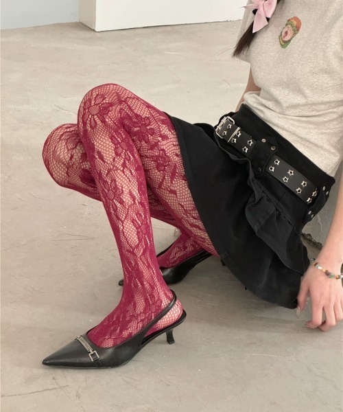 SHEPP(シープ)の「フラワーレースカラータイツ(タイツ/ストッキング・レディース・レッド/ホワイト/ブルー/パープル/ターコイズブルー系/ブラック・F)」の6枚目の写真