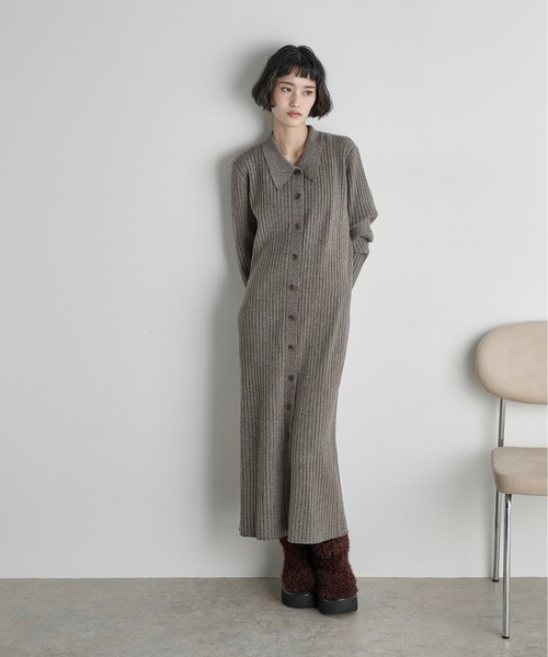 THE YOn（ザヨン）の「リブニットポロワンピース（ワンピース・レディース・レディッシュグレー/セージグリーン/アイボリー/イエロー/グレイッシュベージュ・FREE）」の12枚目の写真