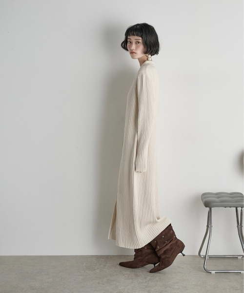 THE YOn（ザヨン）の「リブニットポロワンピース（ワンピース・レディース・レディッシュグレー/セージグリーン/アイボリー/イエロー/グレイッシュベージュ・FREE）」の19枚目の写真