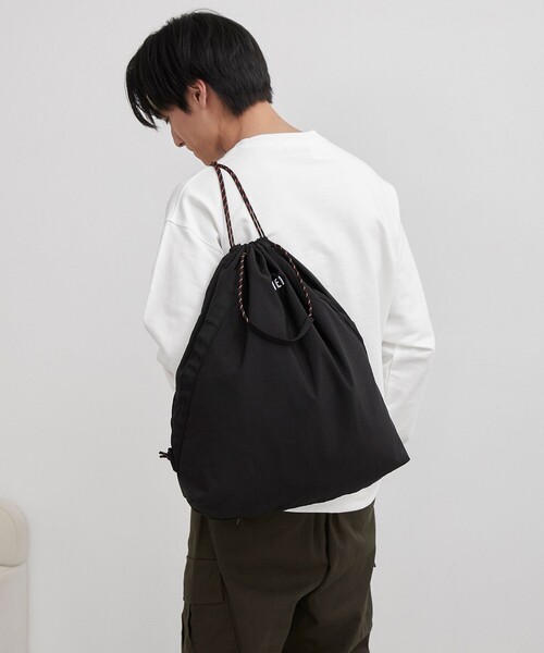 coen（コーエン）の「MEI（メイ）別注 ビッグナップサック（バックパック/リュック・メンズ・ブラック/イエロー/ベージュ・FREE）」の5枚目の写真