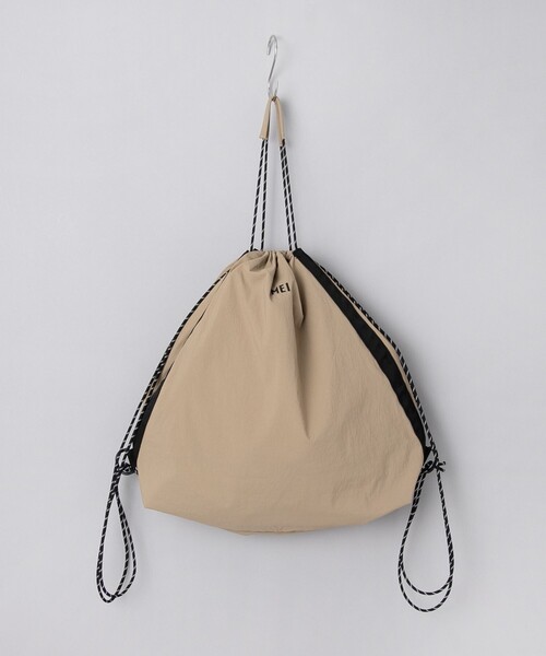 coen（コーエン）の「MEI（メイ）別注 ビッグナップサック（バックパック/リュック・メンズ・ブラック/イエロー/ベージュ・FREE）」の10枚目の写真