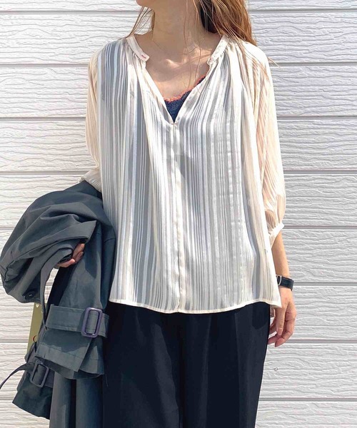 Q(キュー)の「ラメストライプエアシャインブラウス(シャツ/ブラウス・レディース・ミント/ブラック/アイボリー・MEDIUM)」の7枚目の写真