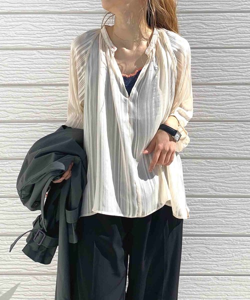 Q(キュー)の「ラメストライプエアシャインブラウス(シャツ/ブラウス・レディース・ミント/ブラック/アイボリー・MEDIUM)」の8枚目の写真