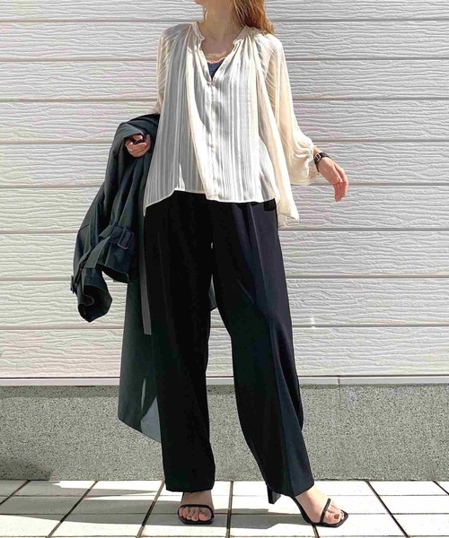 Q(キュー)の「ラメストライプエアシャインブラウス(シャツ/ブラウス・レディース・ミント/ブラック/アイボリー・MEDIUM)」の13枚目の写真