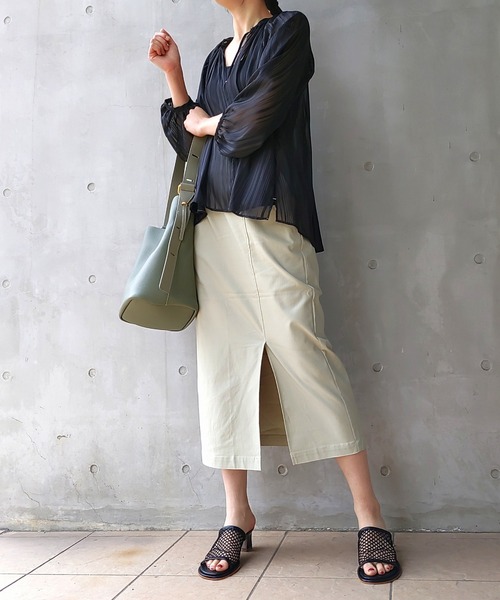 Q(キュー)の「ラメストライプエアシャインブラウス(シャツ/ブラウス・レディース・ミント/ブラック/アイボリー・MEDIUM)」の19枚目の写真