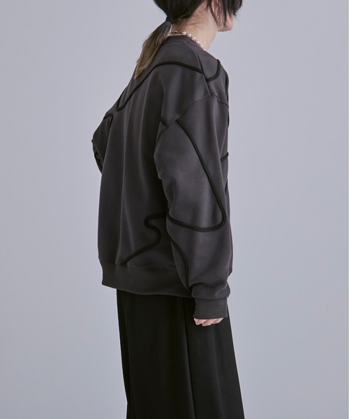 コード刺繍ウラケプルオーバー（Tシャツ/カットソー）｜Ellno Loset（エルノロゼット）